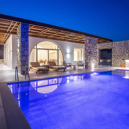 Villa Athoros Luxury