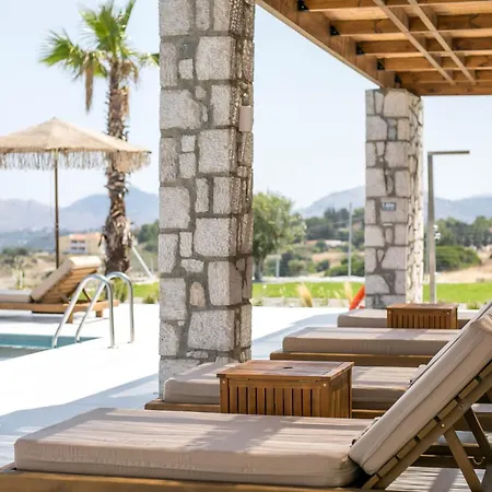 Athoros Luxury Villa *