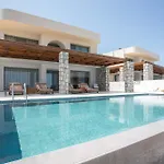 Villa Athoros Luxury *