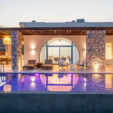 Athoros Luxury Villa *
