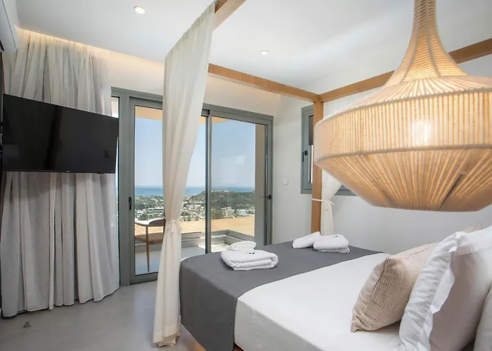 Athoros Luxury Villa *