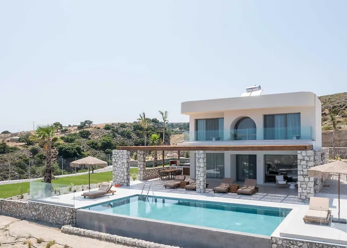 Athoros Luxury Villa *