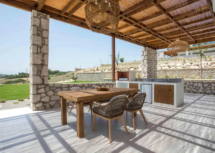 Athoros Luxury Villa